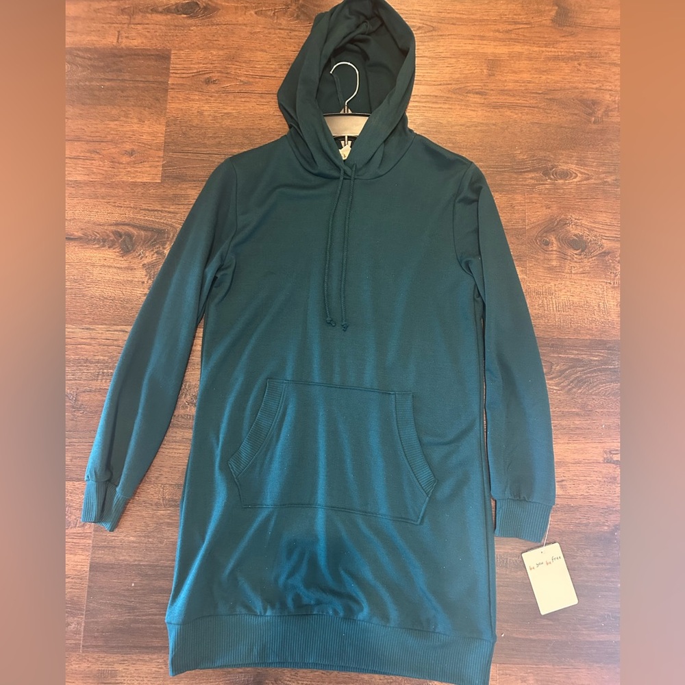Green hoodie dress size medium